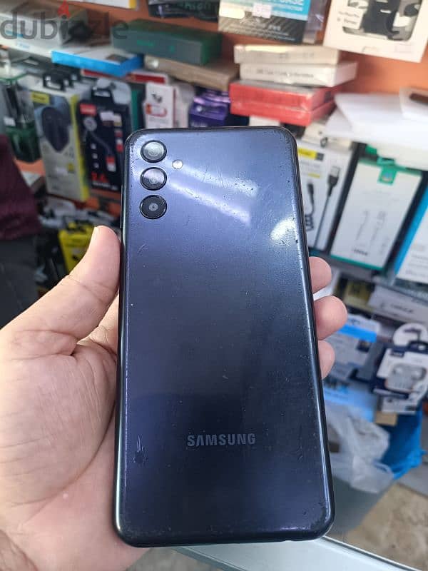 Samsung M13.6+6GB RAM. 128GB storage. 2