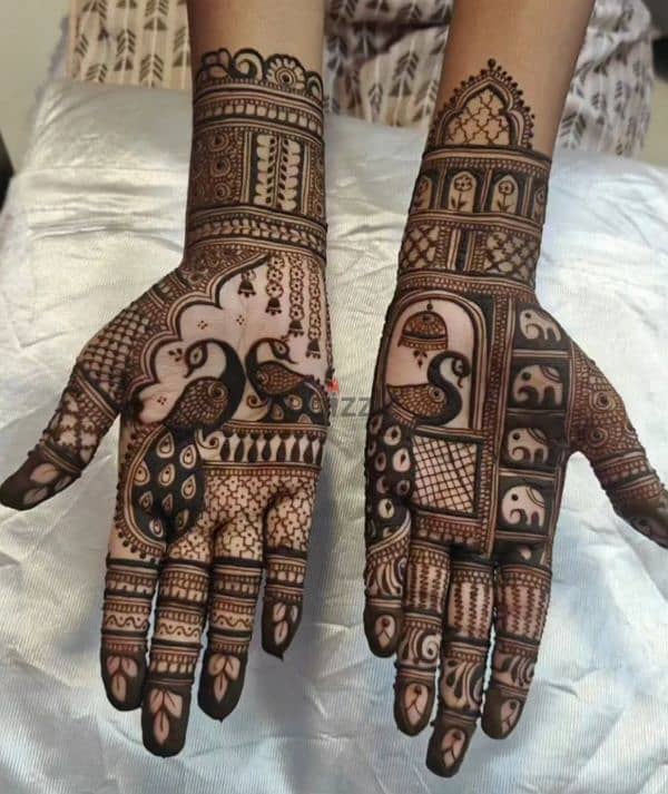 Henna/Mehndi Artist 3