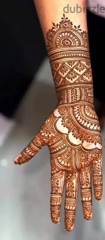 Henna/Mehndi Artist 4