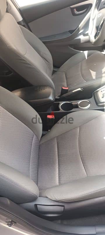 Hyundai Elantra 2012 5