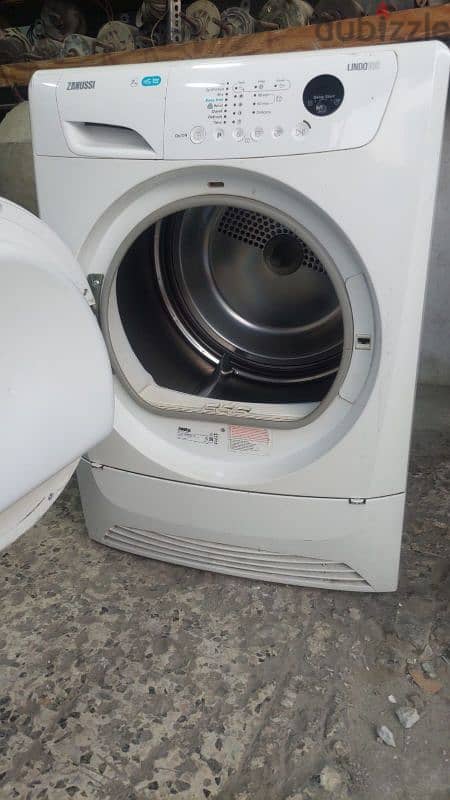 Zanussi 7kg fully automatic dryer completely clean new like 1