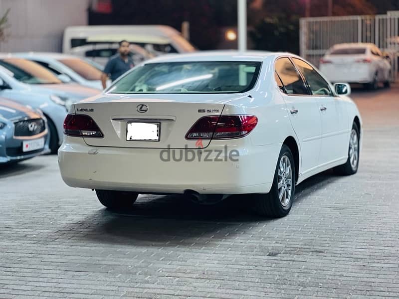 Lexus ES 300 2005 Model for sale 4