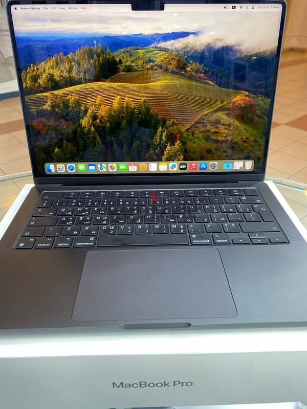 Used MacBook Pro 14inch M3 Max 1TB 2