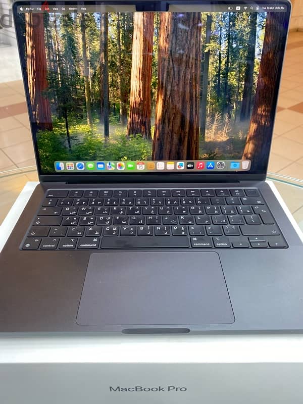 Used MacBook Pro 14inch M3 Max 1TB 4