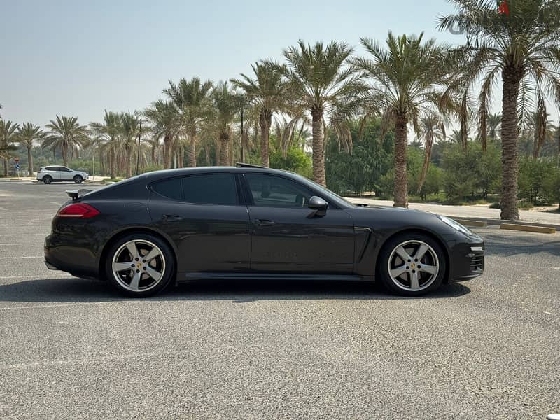 Porsche Panamera 2014 grey 2