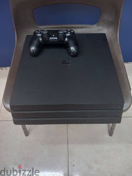 ps4 pro 1000GB 1