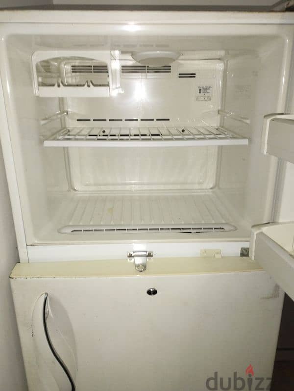 Refrigerator LG Big Size 1