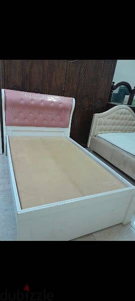 beds avilable. 7