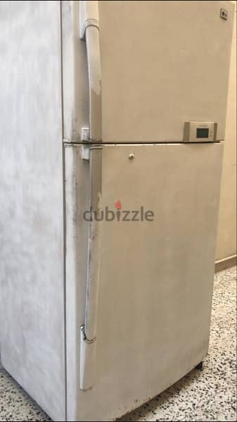 LG fridge 700 liters 0