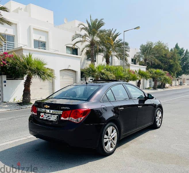 Chevrolet Cruze 2012 model Single owner for sale. . 1700 bd 3