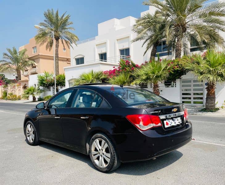 Chevrolet Cruze 2012 model Single owner for sale. . 1700 bd 7