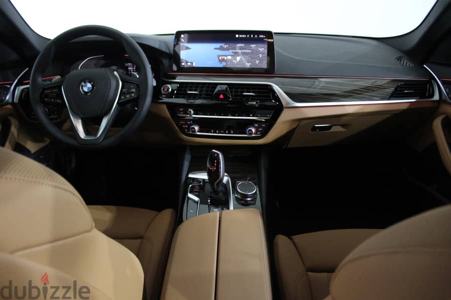 BMW 520 2023 11