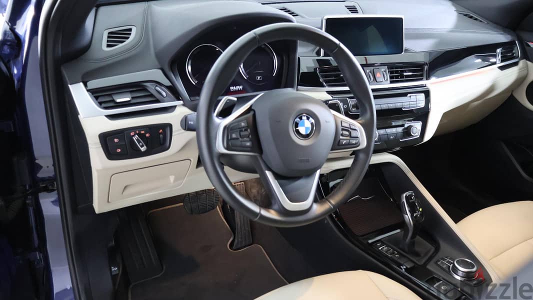 BMW X Series 2023 X2 8