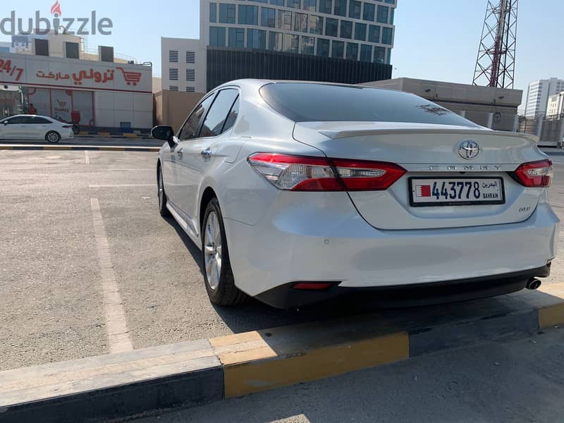 Toyota Camry 2018 GLE, Kanoo Maintained, Zero Accicent 1