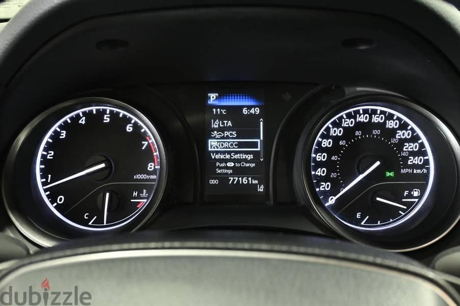 Toyota Camry 2018 GLE, Kanoo Maintained, Zero Accicent 10