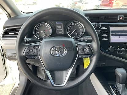 Toyota Camry 2018 GLE, Kanoo Maintained, Zero Accicent 11