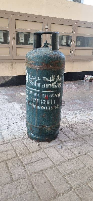 Bahrain gas cylinder regular size 0