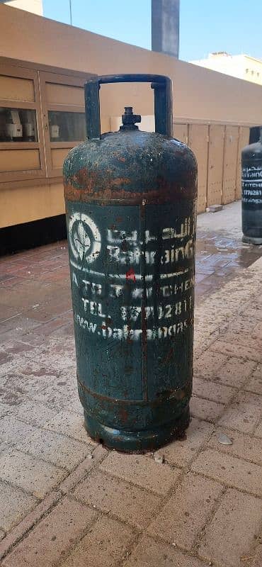 Bahrain gas cylinder regular size 1