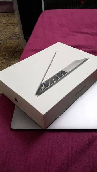 macbook pro 13 2017 model 1