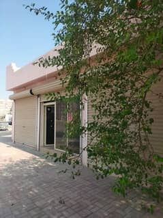 For rent warehouse in Hamad town with ewa in luzi area near souq waqf 0