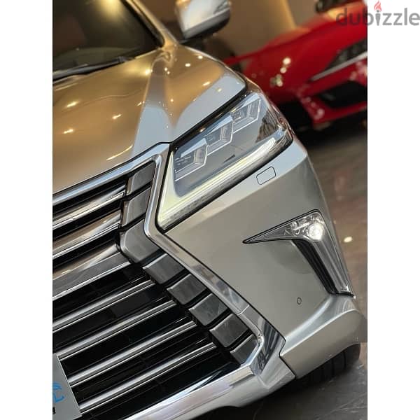 Lexus LX-Series 2016 6