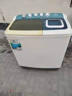 10kg washing mashine available in good condition 22 bd 0