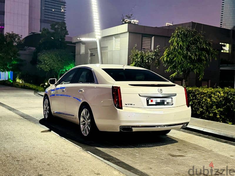 CADILLAC XTS 4 FULL OPTION LUXURY CAR URGENTLY FOR SALE 3