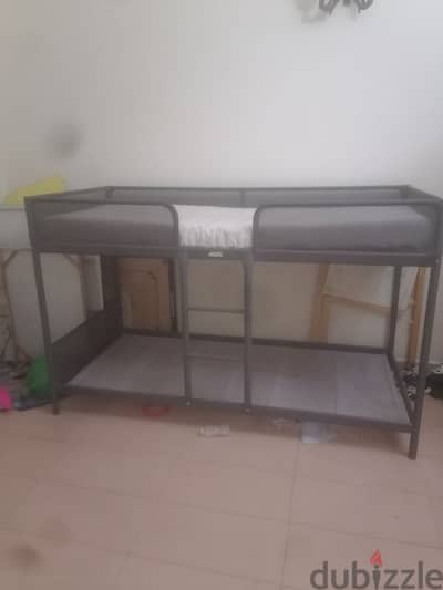 bunk bed Dark g