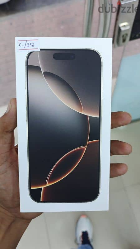 iphone 16 pro available 128gb, 256gb and 512gb 1