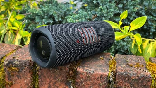 JBL flip6  speaker