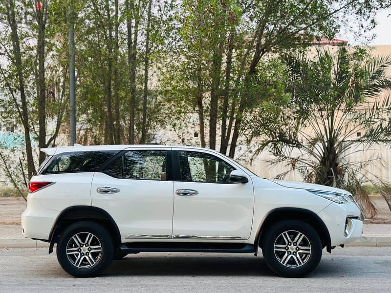 TOYOTA FORTUNER 2019 MODEL SINGLE OWNER ZERO ACCIDENT 2