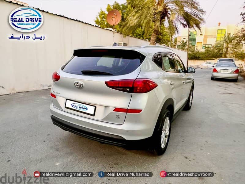 HYUNDAI TUCSON  : 2020 Engine: 2.0L SILVER: 112000 km 5