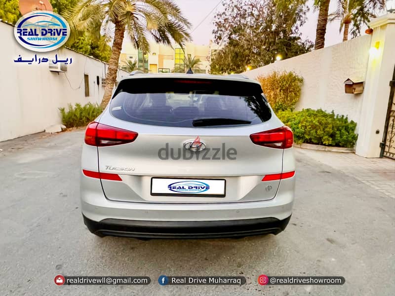 HYUNDAI TUCSON  : 2020 Engine: 2.0L SILVER: 112000 km 6