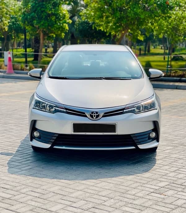 Toyota Corolla  Gli 2018 Model/Low mileage /For sale 1