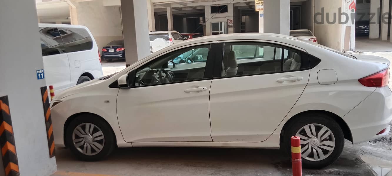 Honda City 2016 Urgent Sale (low petrol Usage) 5