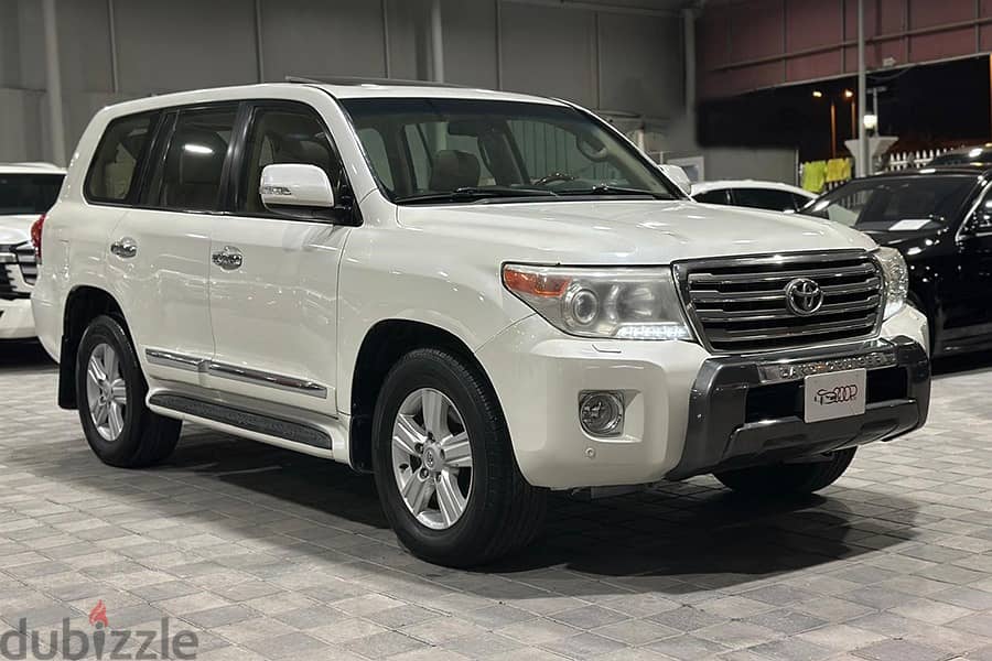 Toyota Land Cruiser 2012 GXR 2