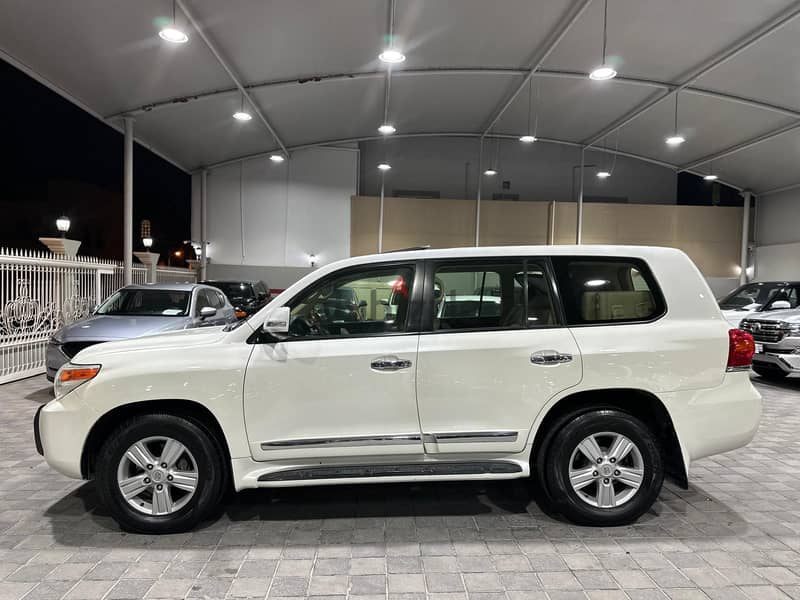 Toyota Land Cruiser 2012 GXR 9