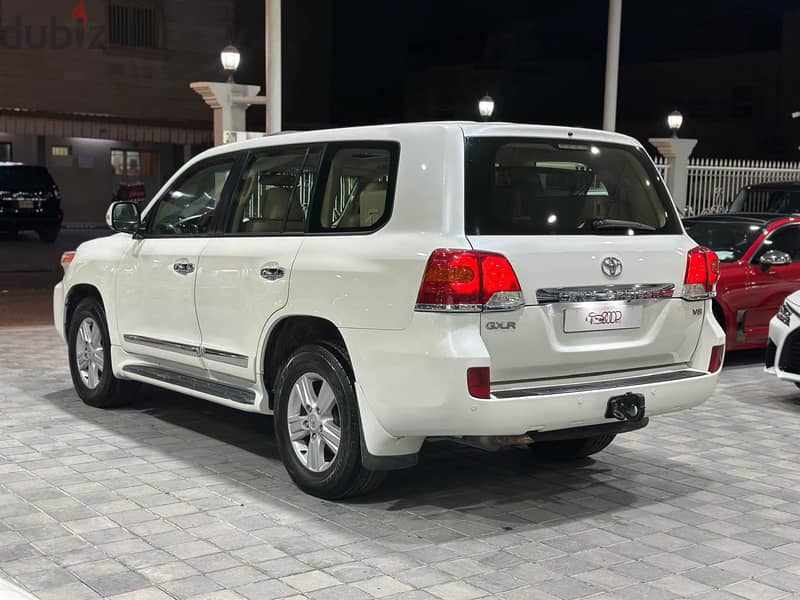 Toyota Land Cruiser 2012 GXR 10