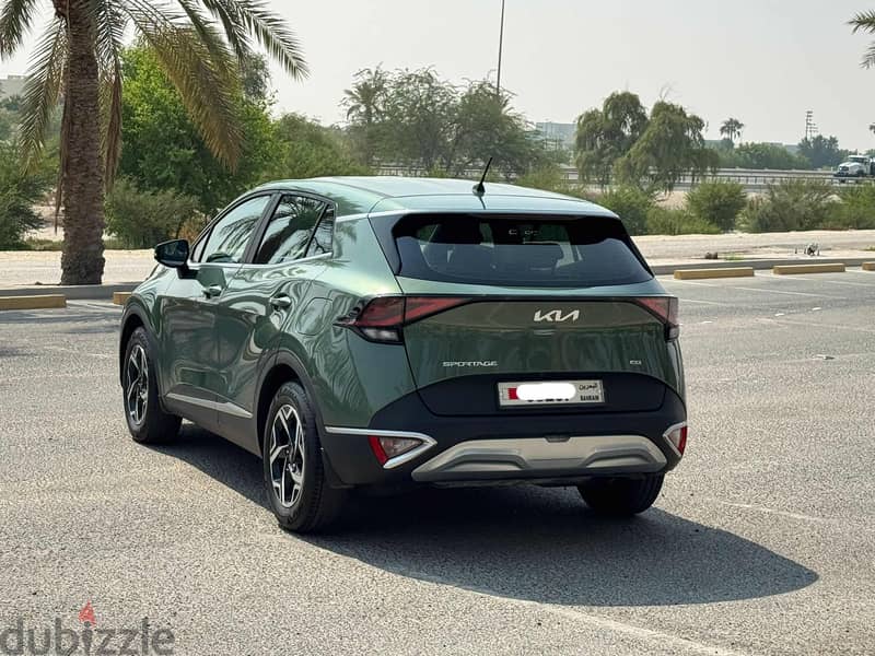 Kia Sportage 2023 grey 5