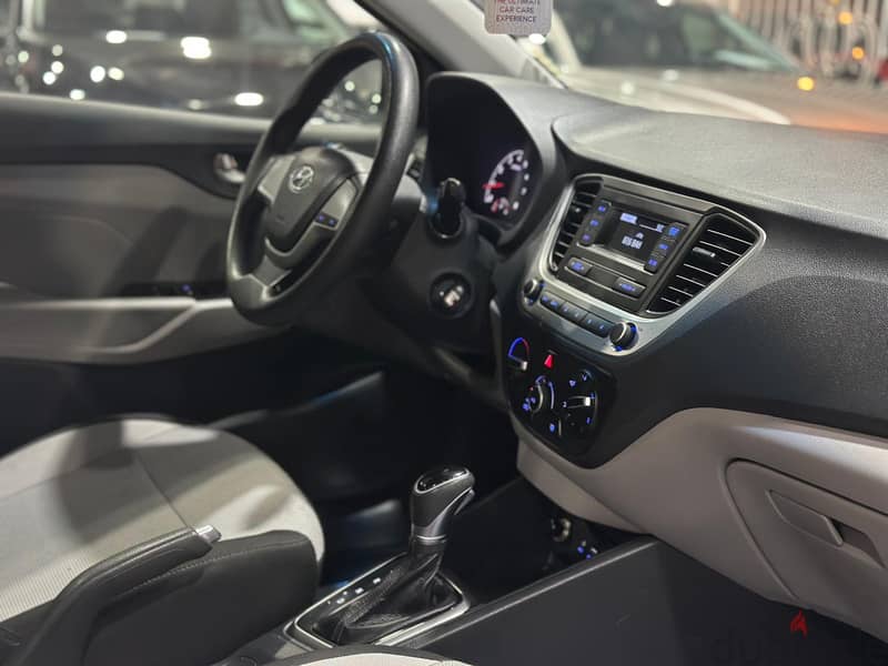 Hyundai Accent 2019 4