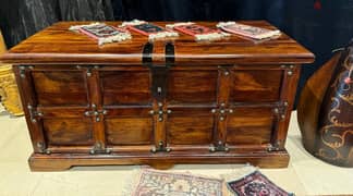 High-Quality Wooden Chest - Desert Design Interiors- Excellent condit 0