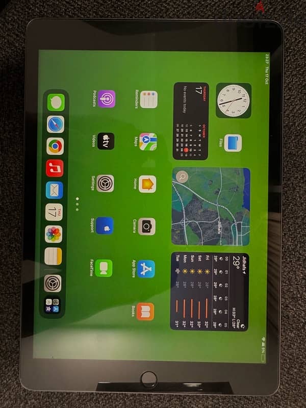 iPad 9th 256G WLAN in warranty 1