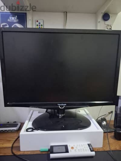 2 monitors for sale