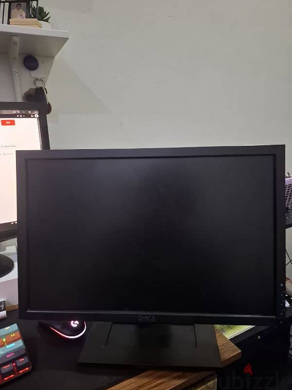 2 monitors for sale 1