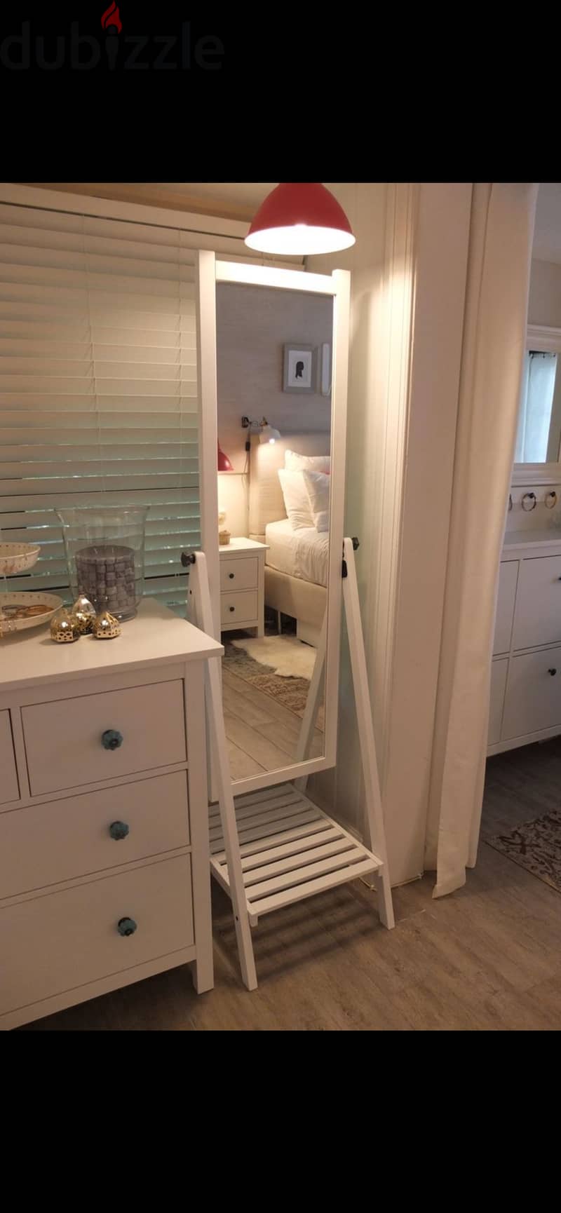 Long length white mirror 4