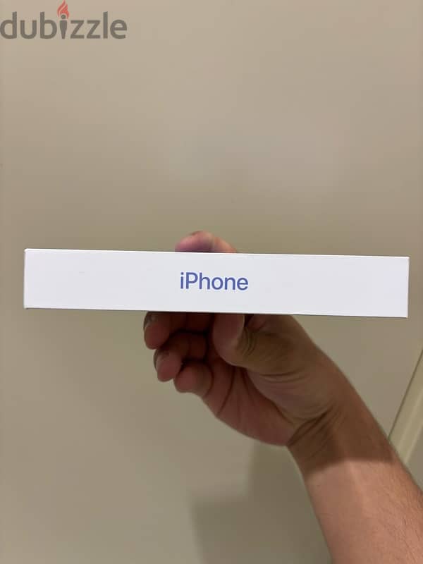 Iphone 16 128 GB Ultramarine 2