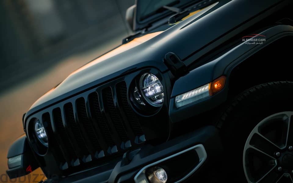 Jeep Wrangler 2018 Sahara Excellent Condition Black 16