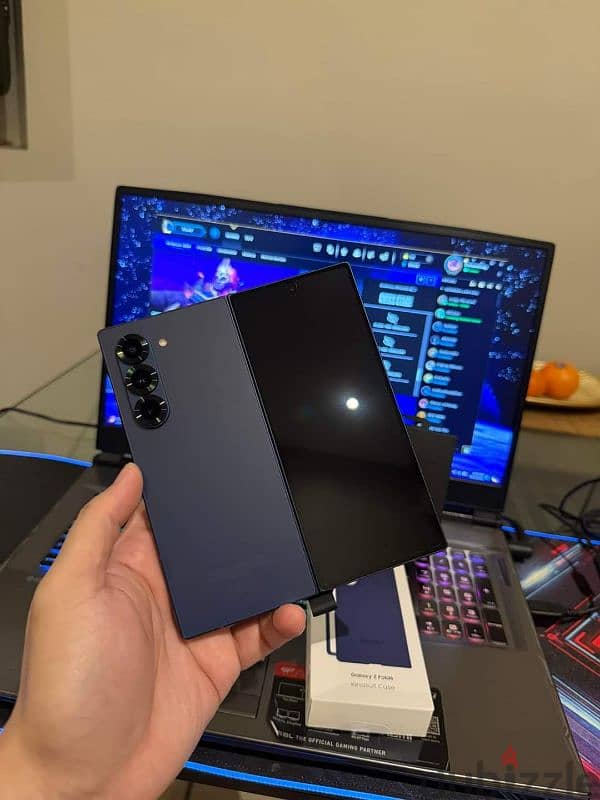 Samsung Fold 6 256 GB and Samsung Buds 3 pro 3