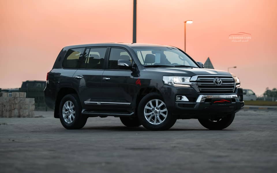 Toyota Land Cruiser 2019 GXR V6 2