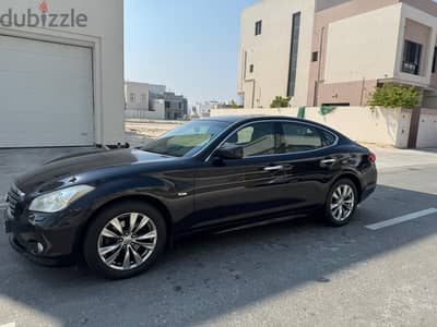 Infiniti M37 2012